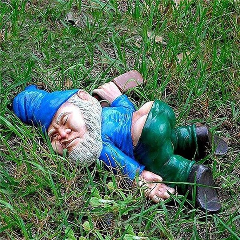 Large 9.5 inch Funny Gnome Garden Decor, Resin Statue Yard Decoration